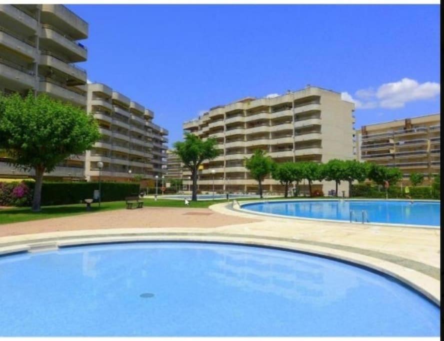 Apartamento En Salou Con 3 Piscinas Junto A Port Aventura 외부 사진