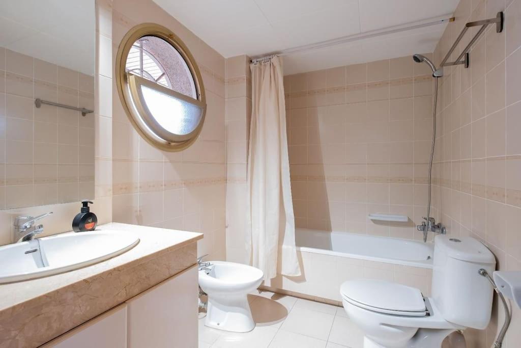 Apartamento En Salou Con 3 Piscinas Junto A Port Aventura 외부 사진